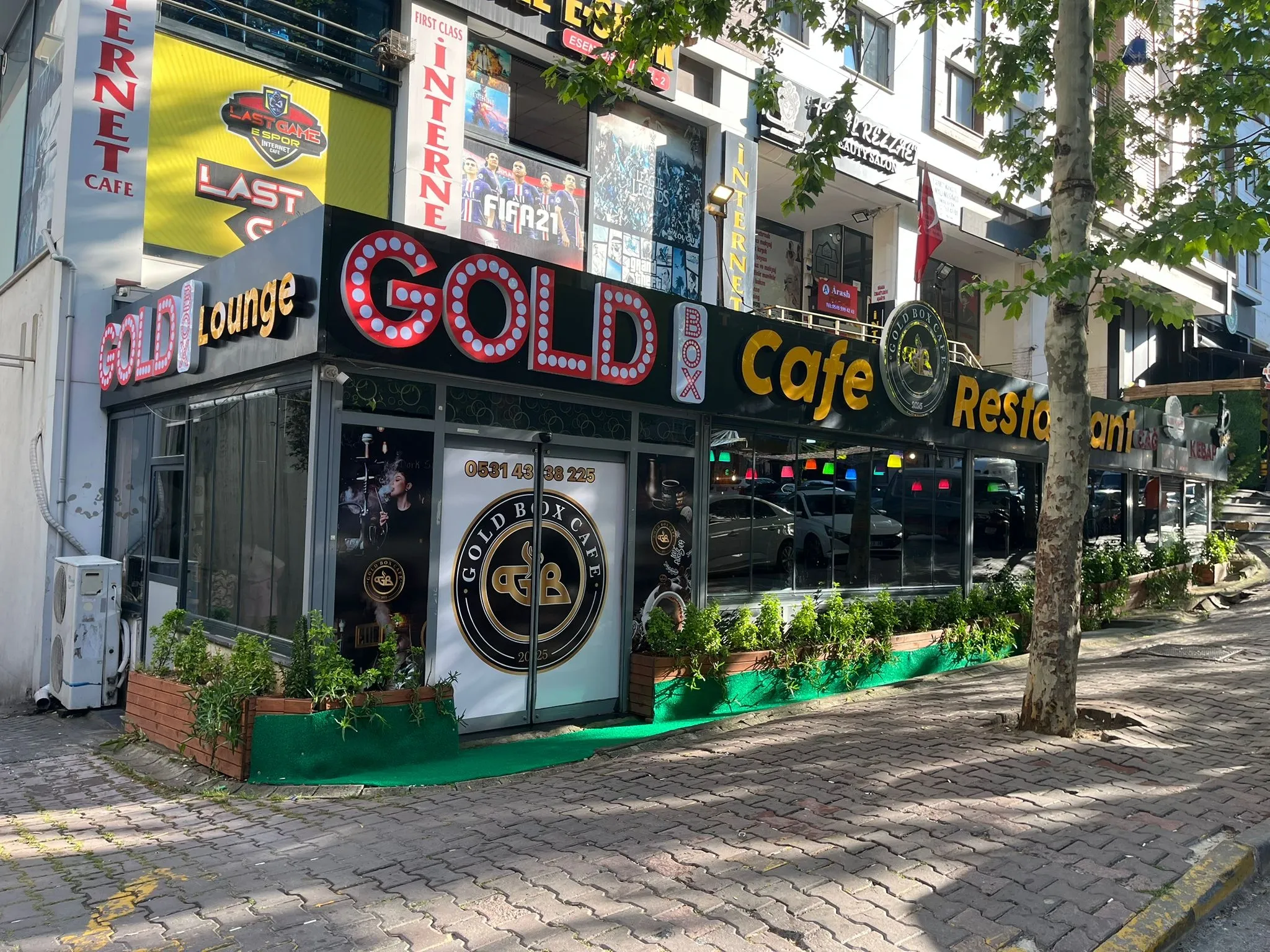 Gold Box Sahne